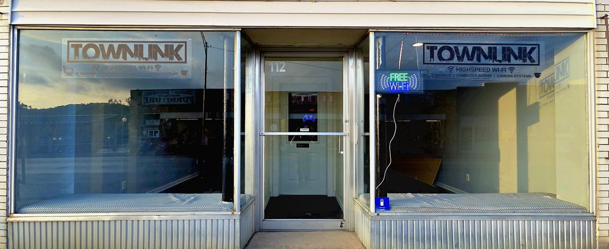 TownLink storefront in downtown Potosi
